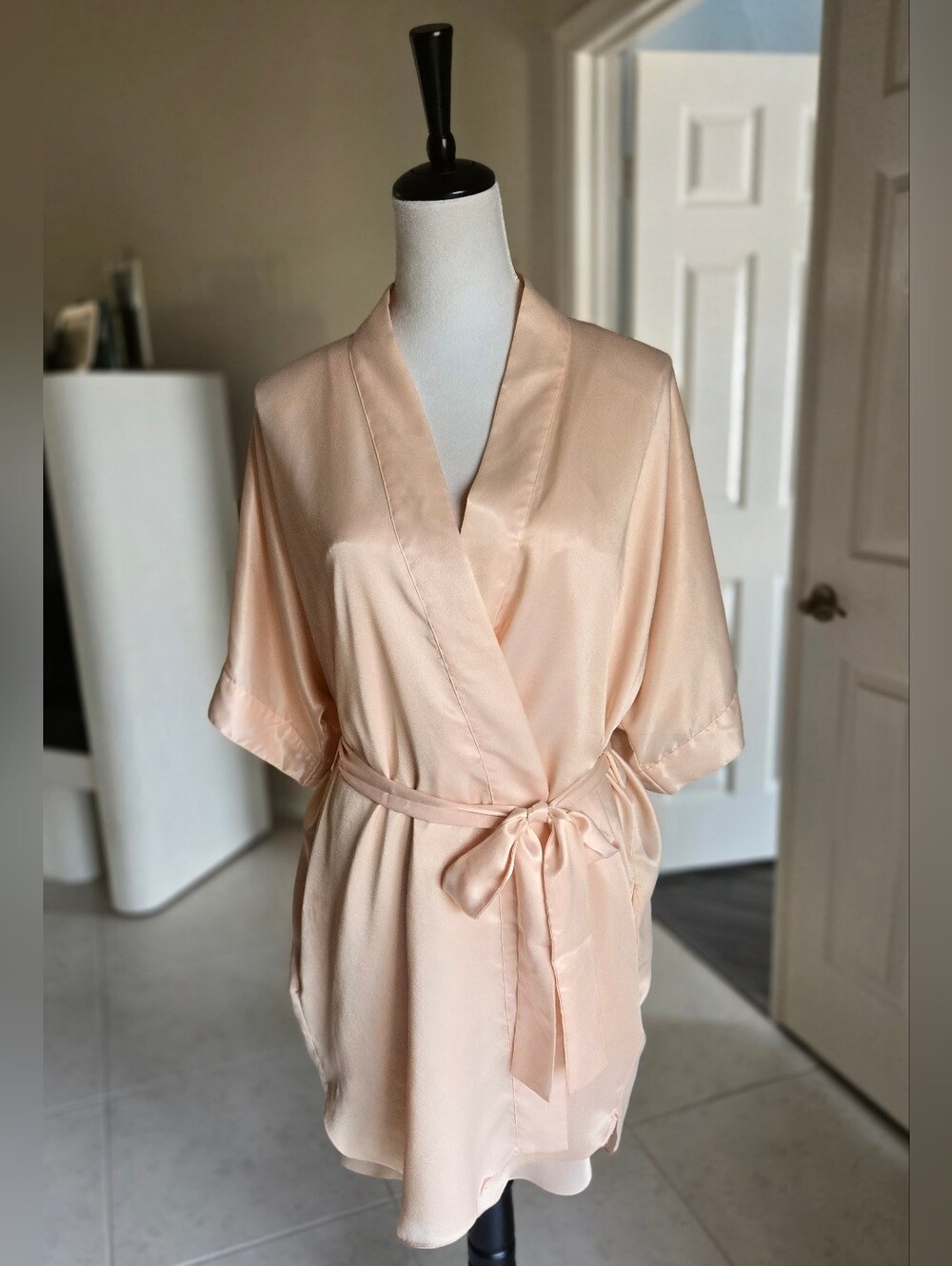 Coquette Aesthetic Vintage Laura Adams Liquid Satin Nightgown & Robe. Med.